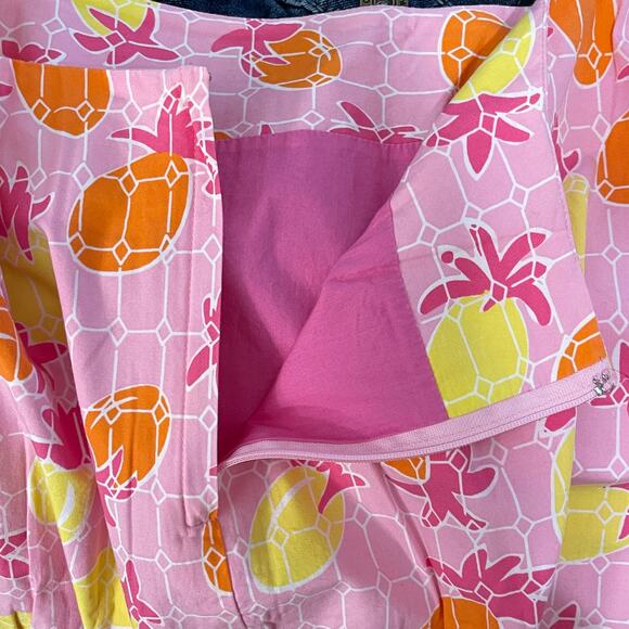 Lilly Pulitzer VINTAGE Short Skirt Women 10 Pink Yellow Pineapples Scalloped Hem - Picture 4 of 8